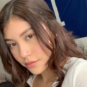 Meet your Posher, Isabela